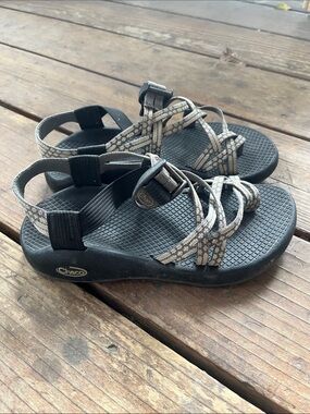 Women’s Chaco Black Sandals with Gray Patterned Straps
